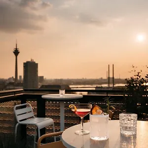 Ruby Luna Hotell Düsseldorf