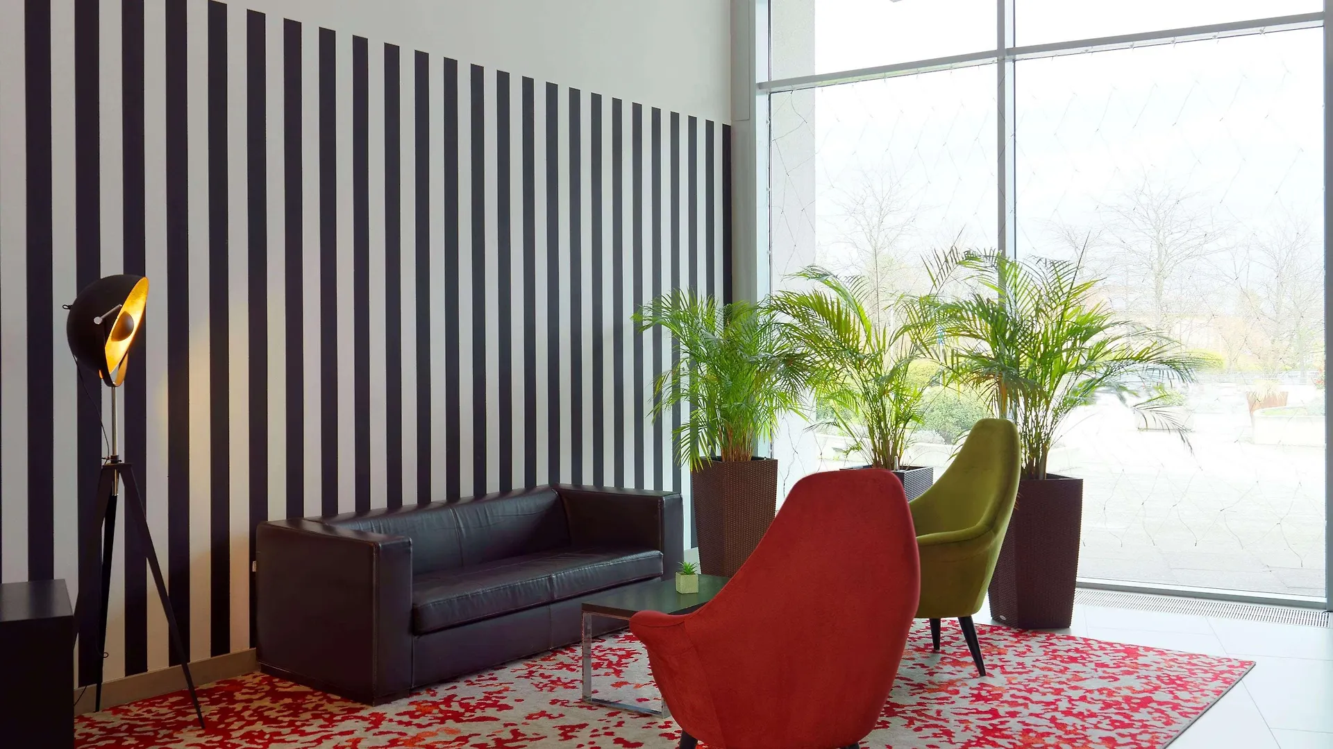 Ramada By Wyndham Dresden Hotel