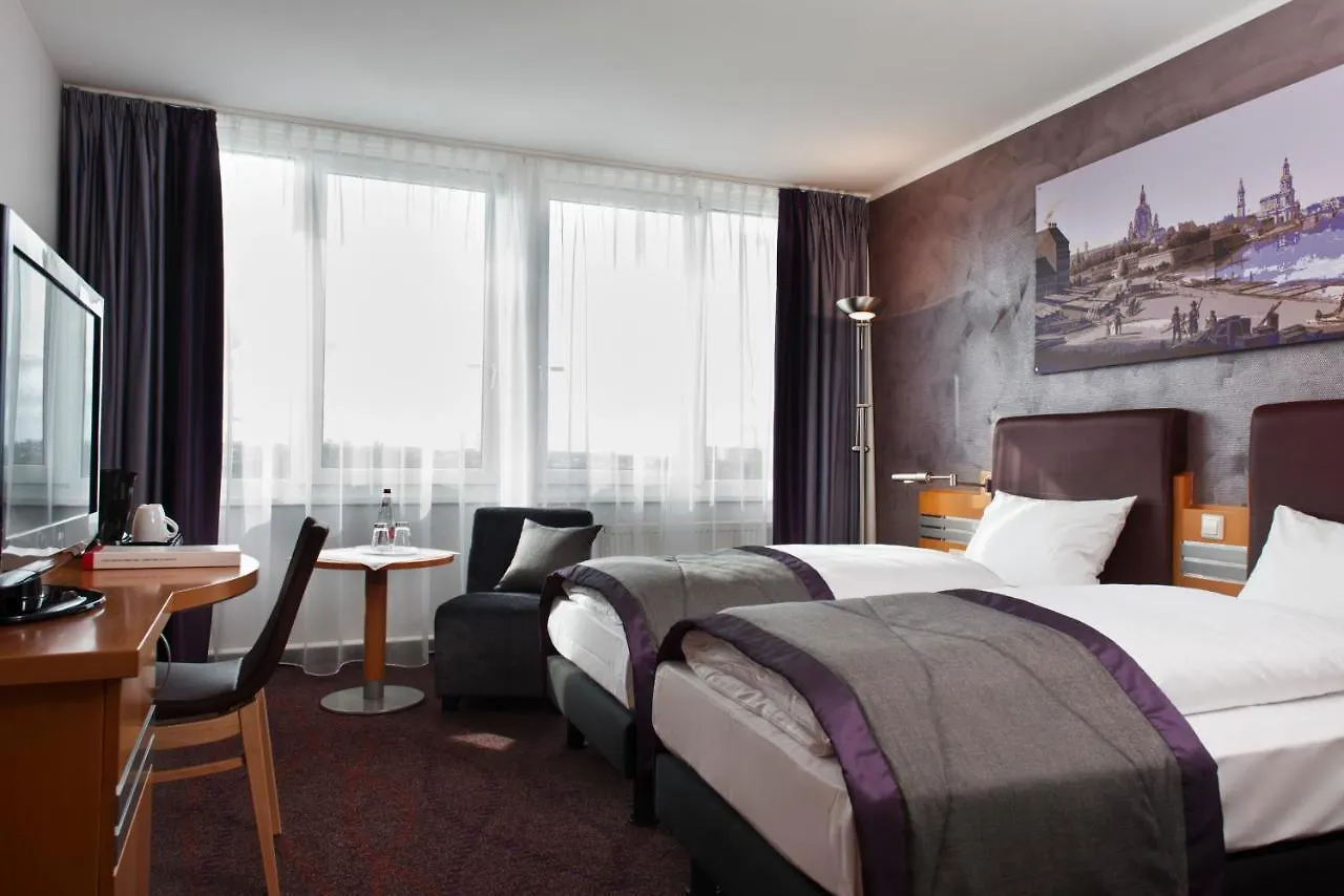 Ramada By Wyndham Dresden Hotell 4*,  Tyskland