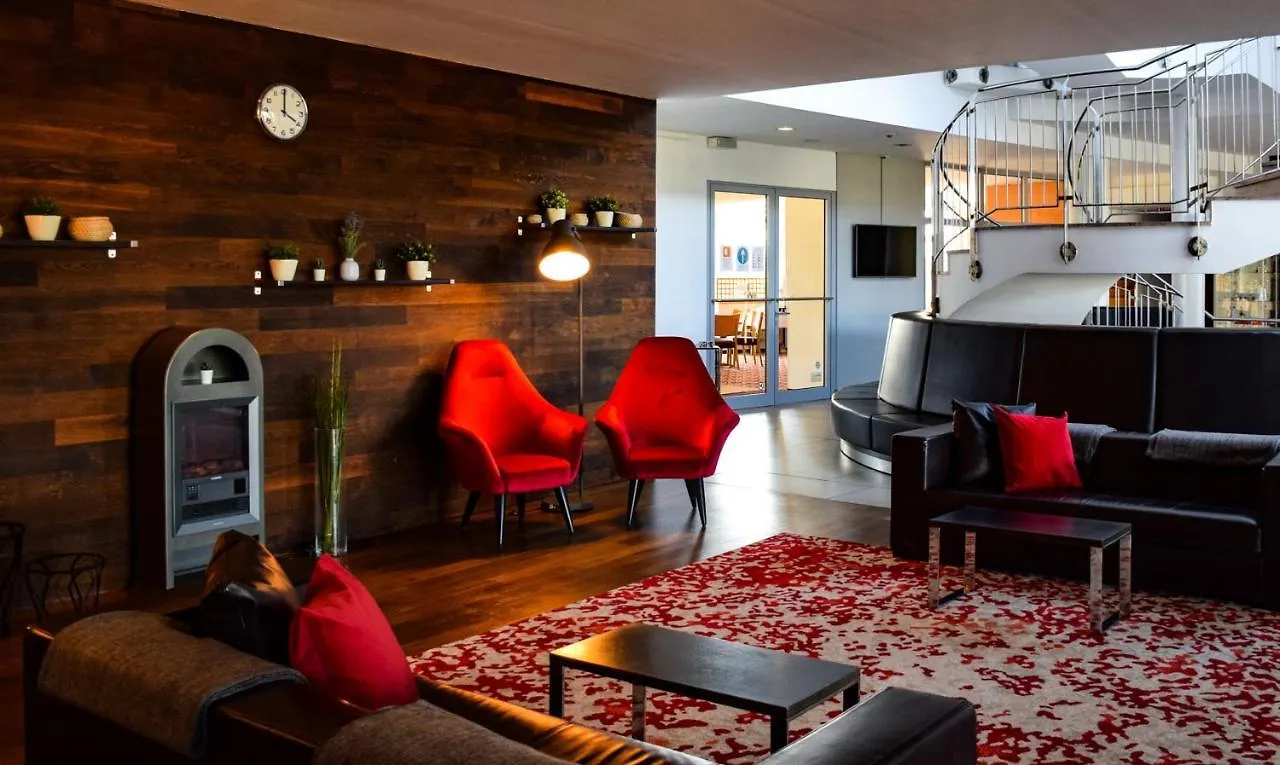 Ramada By Wyndham Dresden Hotell