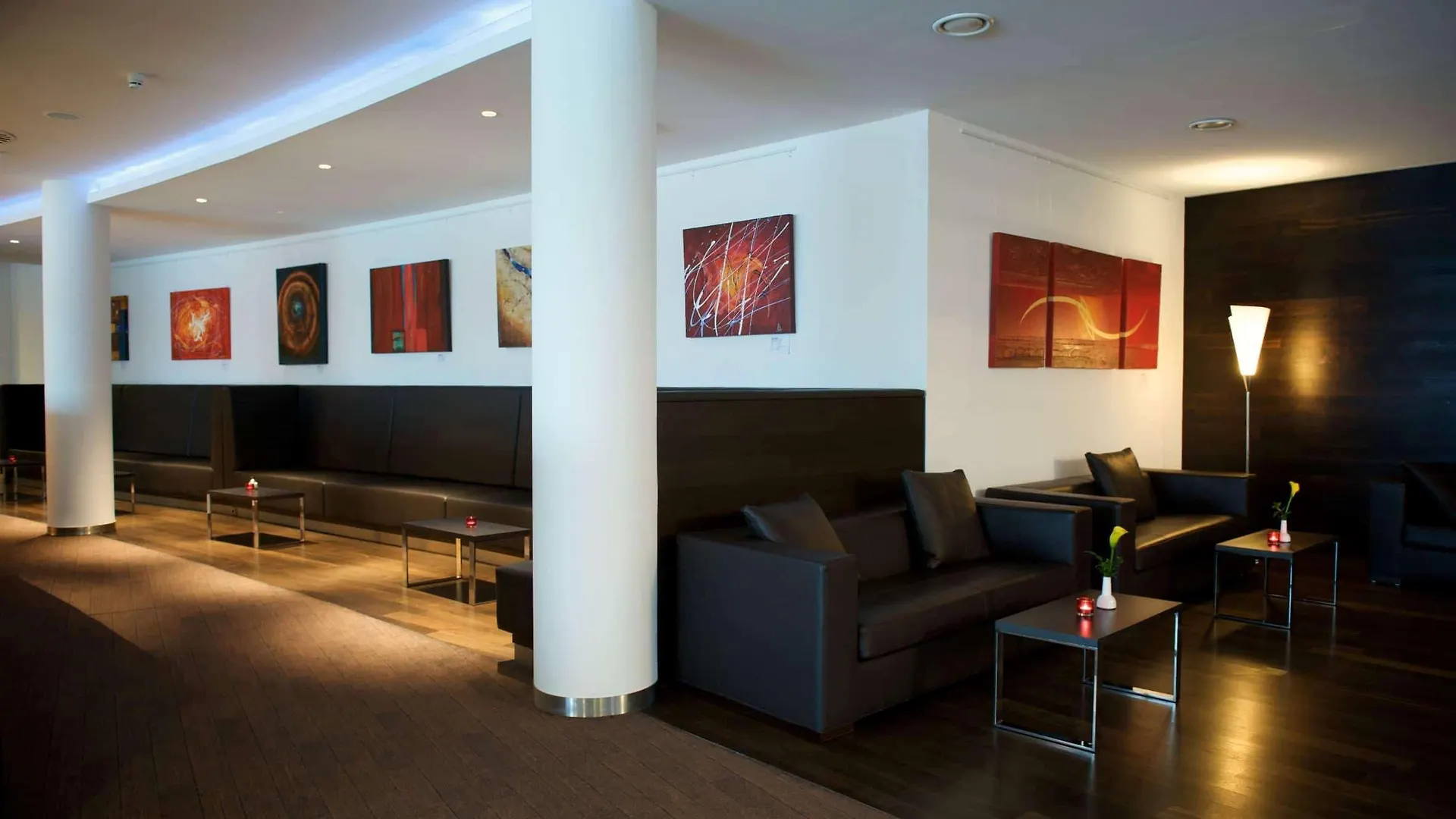 Ramada By Wyndham Dresden Hotell